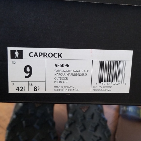 🆕️ Adidas Caprock Outdoor Shoes - Picture 8 of 8
